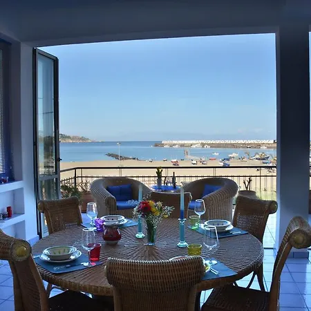 Terrazza Sul Mare Giardini-Naxos